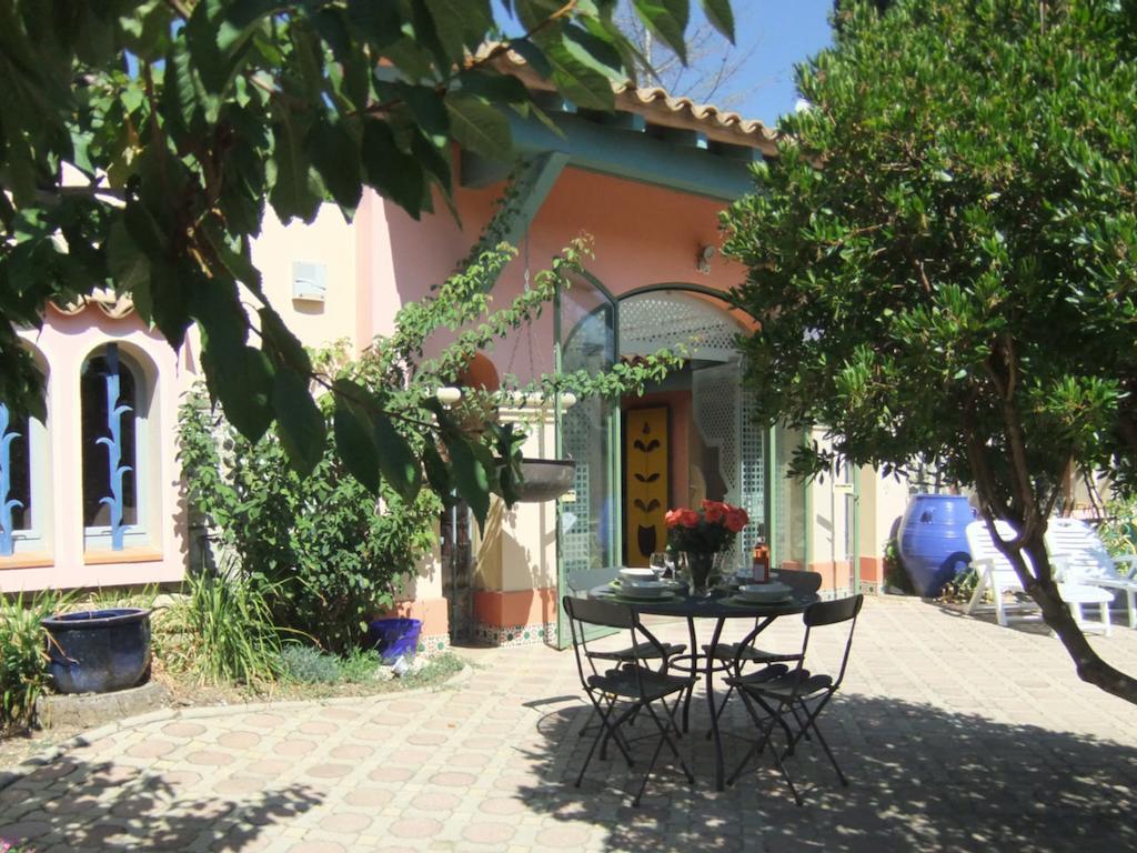 Locations De Vacances Les Flacheres Dieulefit Habitación foto